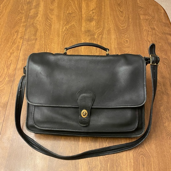 COACH 1973 Vintage Classic Black Leather Crossbody Bag Laptop Briefcase Valise - Picture 11 of 12